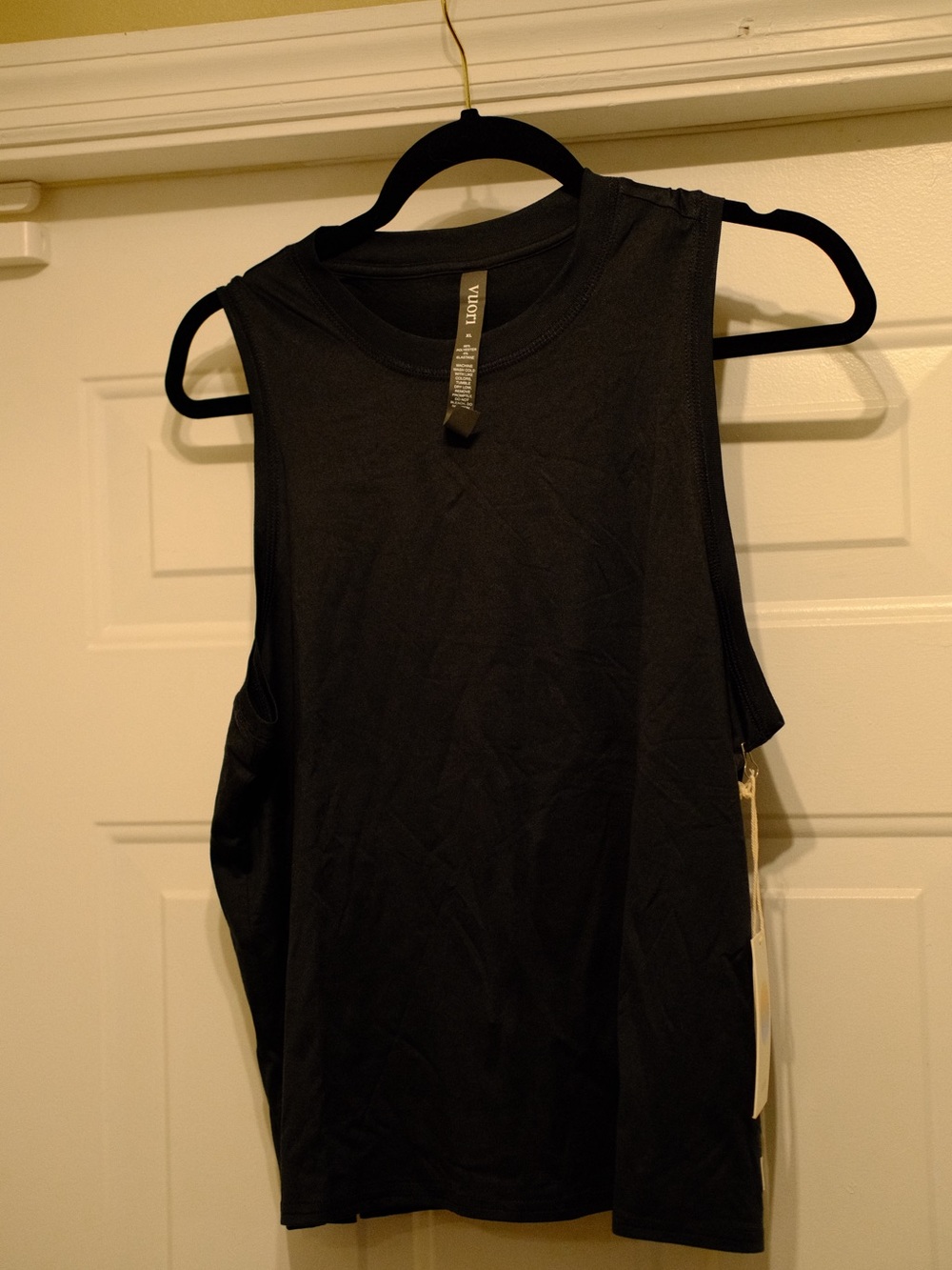 Vuori Black Sleeveless Performance Tank